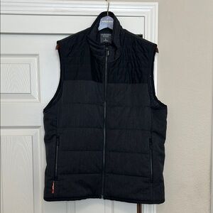 Icebreaker Men's Black Puffer Vest